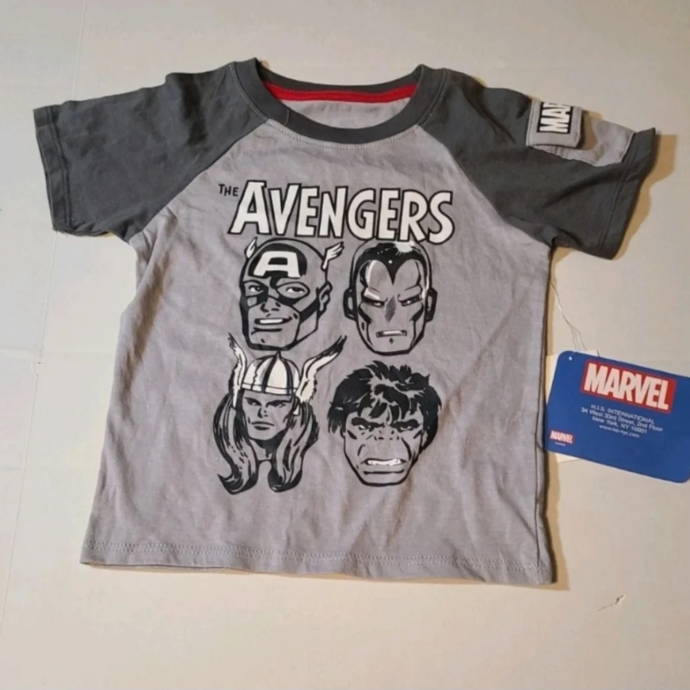 Marvel Avengers Boys Gray Tee EUC Size 3T
